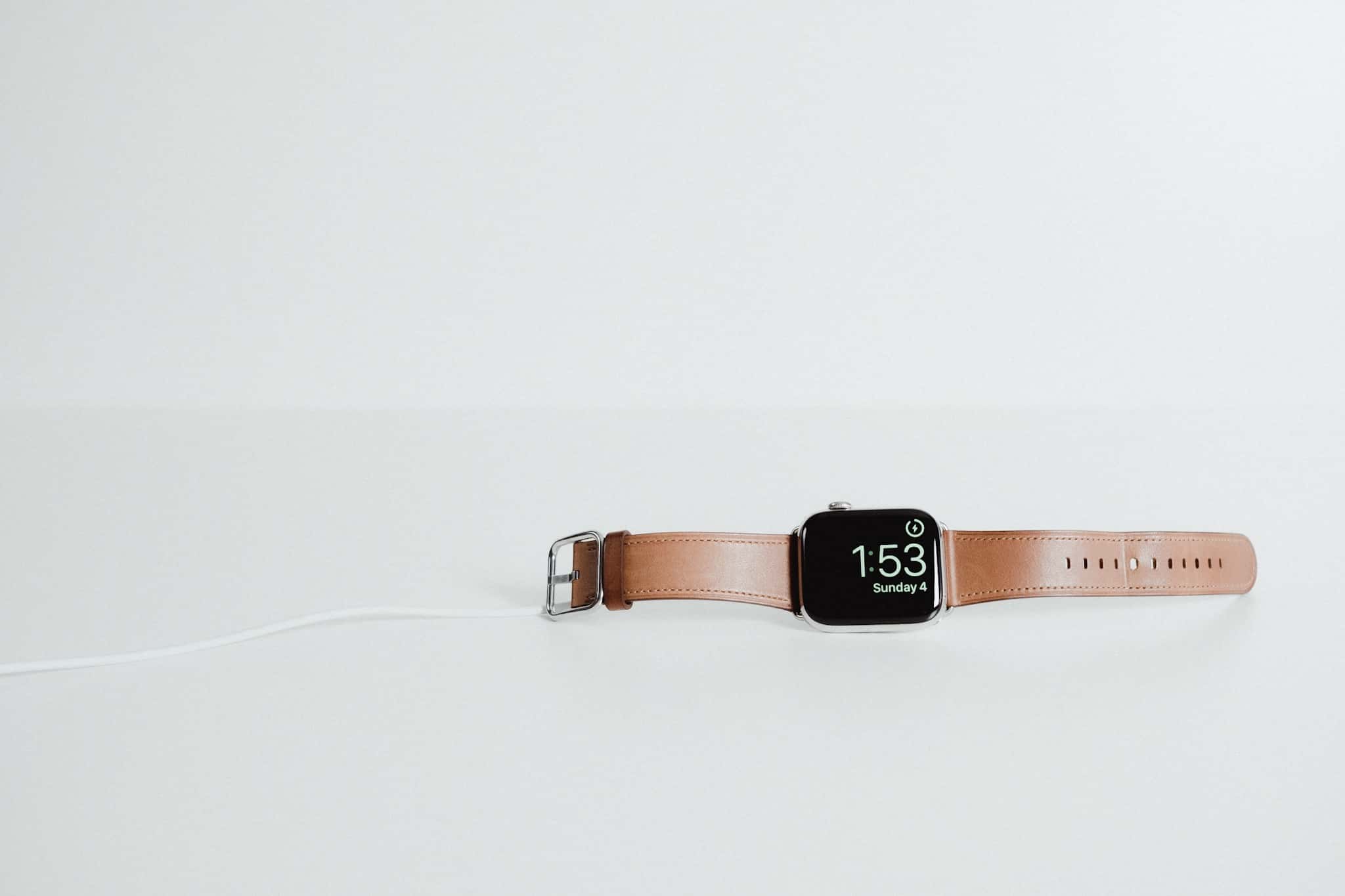 Apple watch discount series 4 discontinued